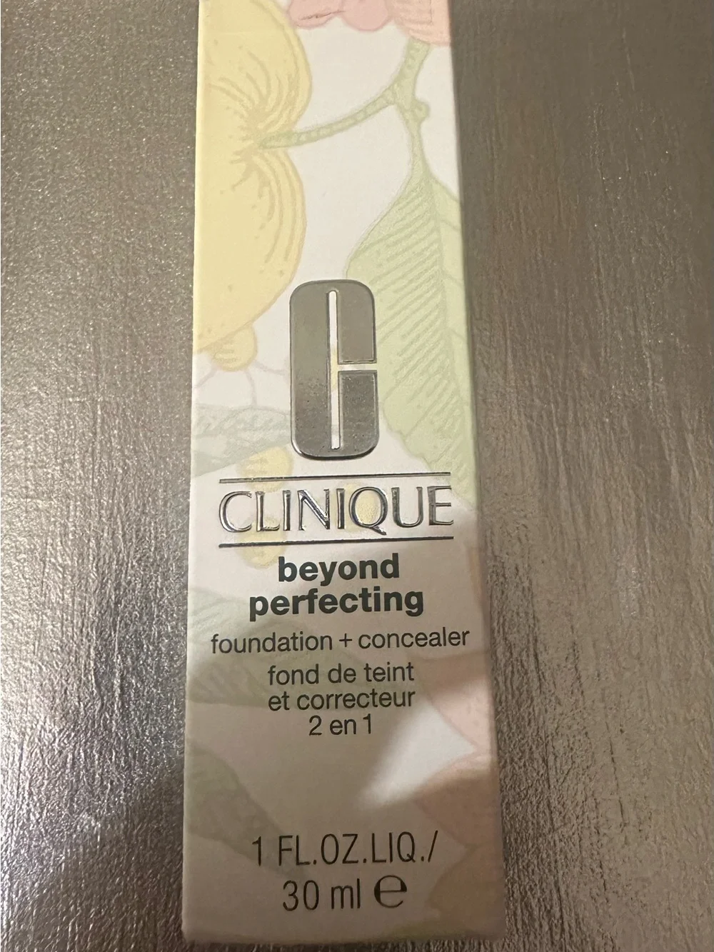Clinique Beyond Perfecting Foundation + Concealer in Bone (WN 04)